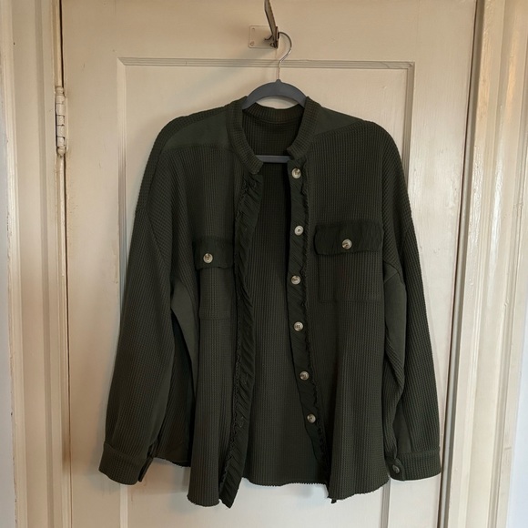 Women’s Flannel - Picture 2 of 3